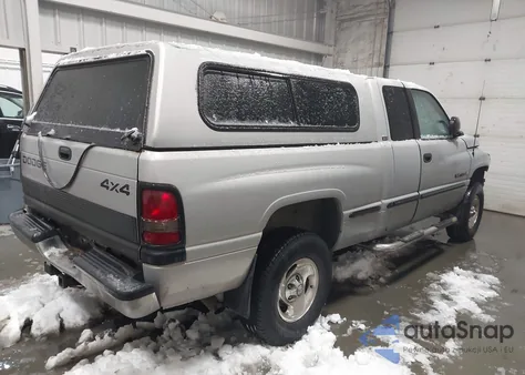1998 Dodge Ram 1500 St from USA, damaged, VIN 3B7HF13Y4WG229438